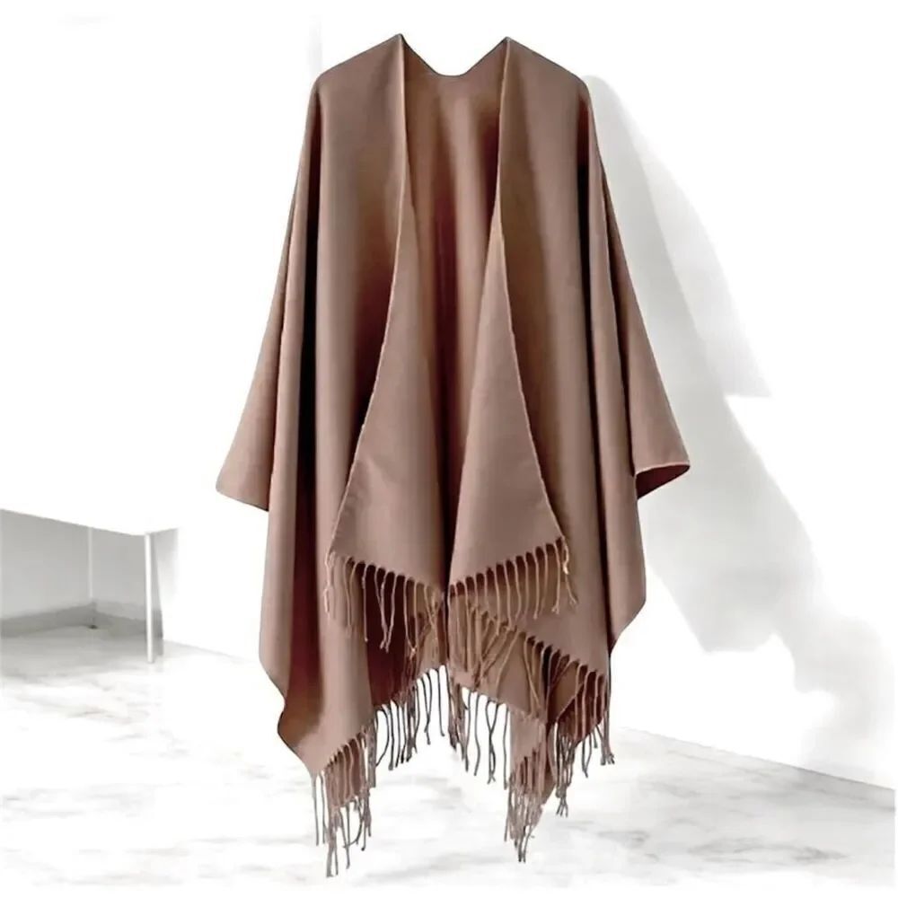 NWT Gorgeous OS Tan Imitation Cashmere Fringed Wrap Shawl Poncho Cape Ruana Card - Picture 11 of 12